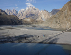 Most Hussaini nad rzeką Hunza fot. Katarzyna Mazurkiewicz