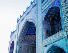Mazar-i Sharif, fot. Farin Sadiq, Unsplash